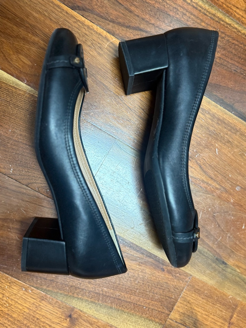 Tory Burch Black Leather Logo mini Miller 45mm pumps - Picture 9 of 9